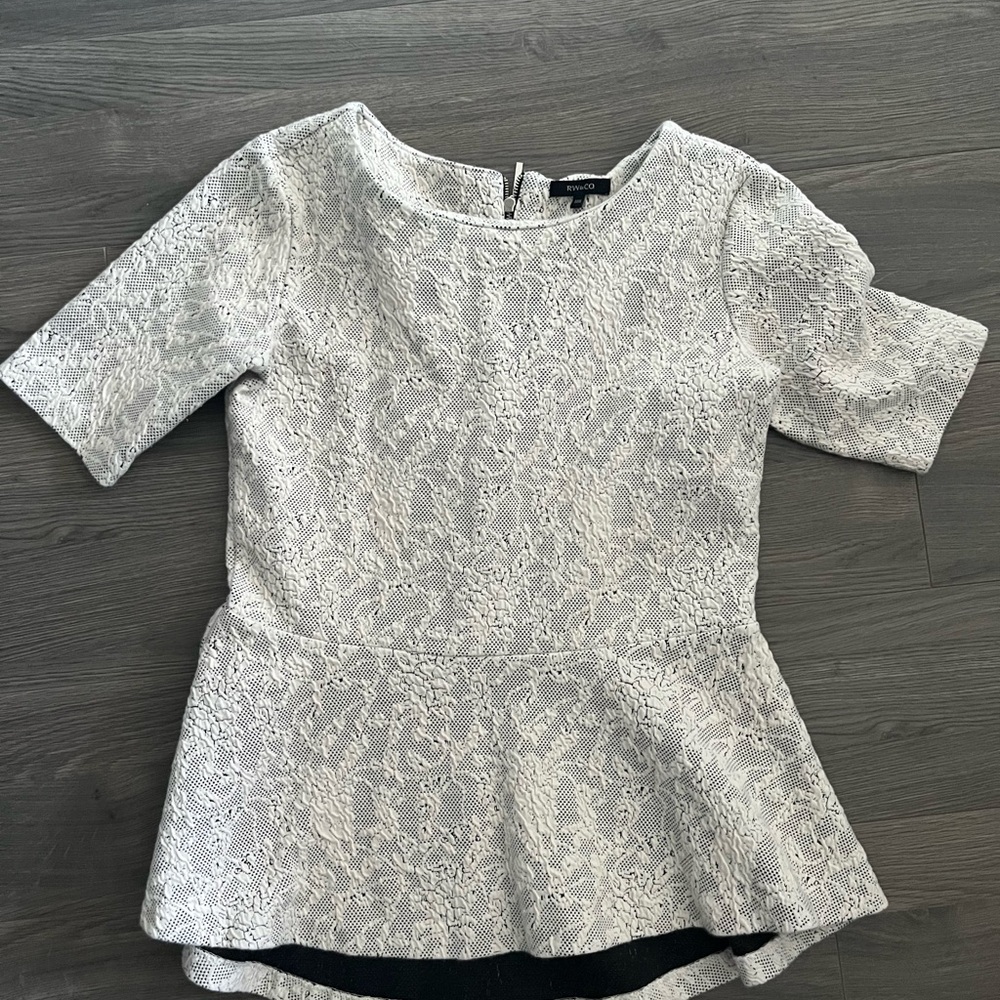 RW&CO. Gray Peplum Blouse